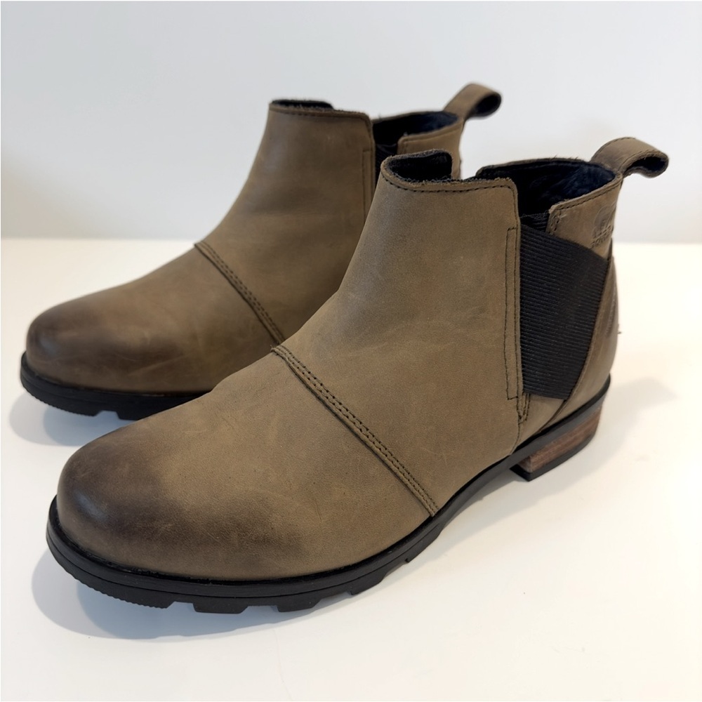 Sorel Women's Emelie III Waterproof Chelsea Bootie